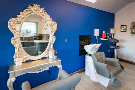 Hair & Beauty